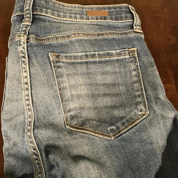 *Final Price* Kut from the Kloth Size 4 Distressed Jeans EUC Designer Celeb - Picture 5 of 6